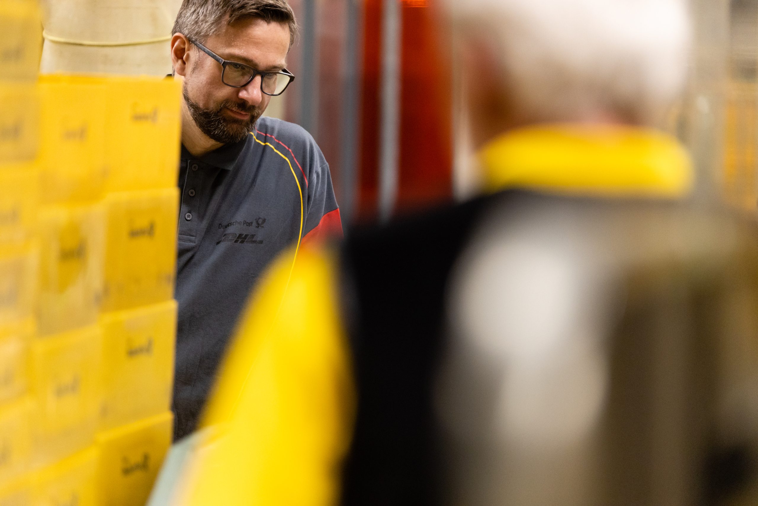 Ein Tag als Aushilfe im Briefzentrum der Deutschen Post in Ottendorf-Okrilla