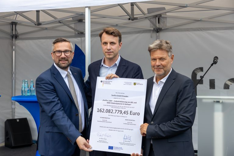 Sunfire bekommt 162 Mio. Euro für die industrielle Fertigung von Elektrolyseuren in Sachsen