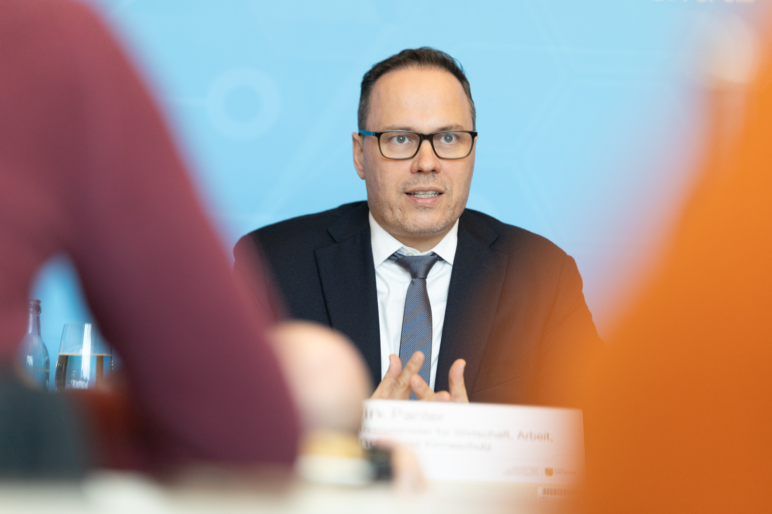 Wirtschaftsminister Panter stellt »Zukunftspaket I« für Wirtschaft und Arbeit in Sachsen vor