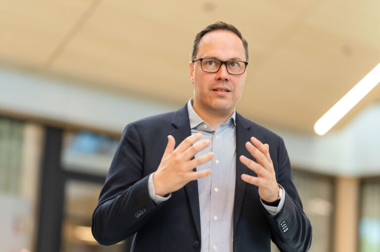 Wirtschaftsminister Panter im Interview: »Innovation entsteht dort, wo Menschen an Zukunft glauben»