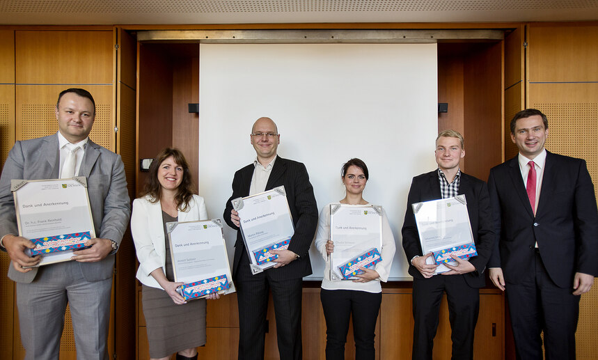 Staatsminister Martin Dulig und Gewinner des Votings zum »Comeback des Jahres«
