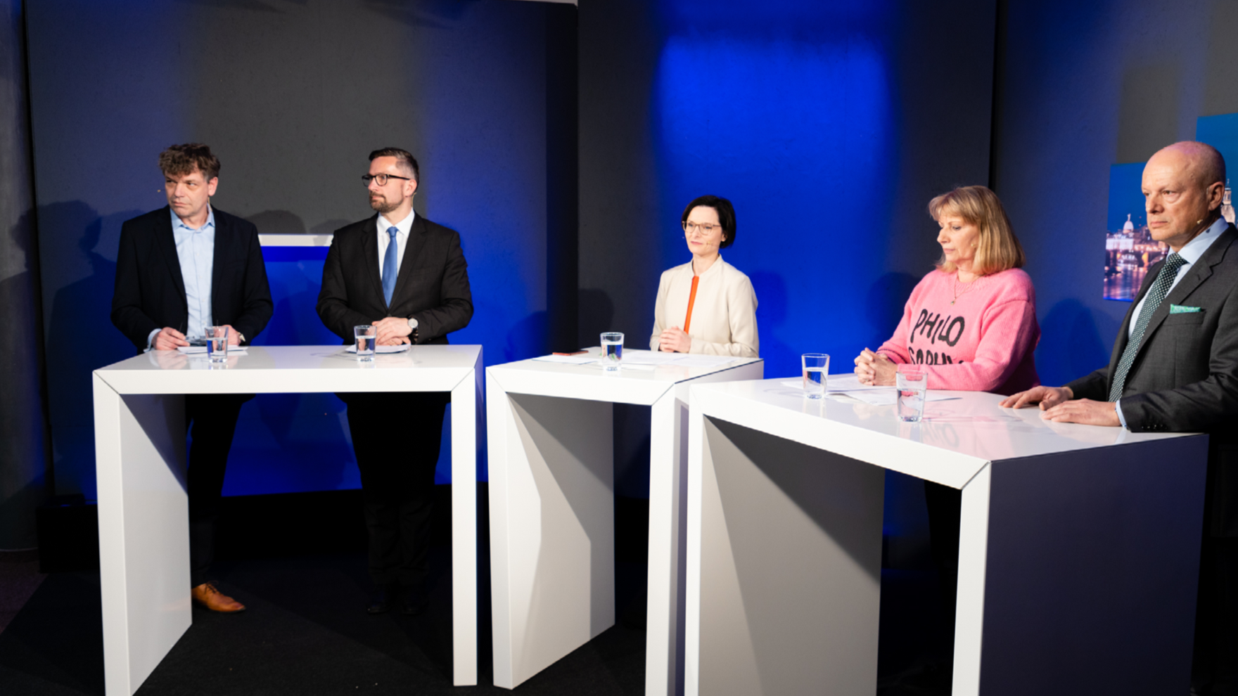 Martin Dulig mit weiteren Studiogästen beim Wirtschaftstalk "Martin Dulig | Konkret".